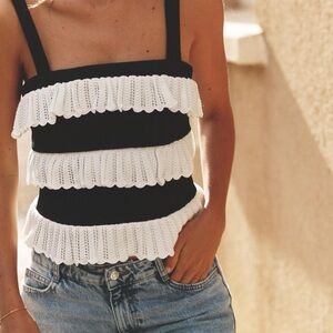 Zara Black and White Ruffled Women's Top size L